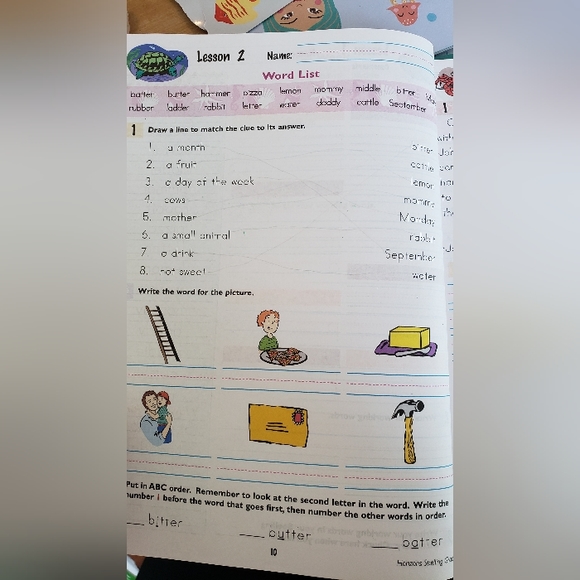 Horizon's second 2nd grade spelling and vocabulary homeschooling books - Picture 4 of 5